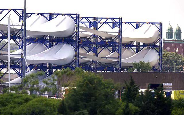 wind turbine blade failure